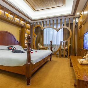 Mount Emei Teddy Bear Hotel玩具熊酒店